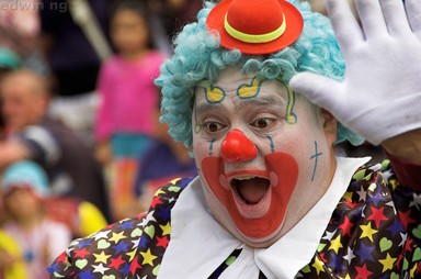 Edwin Ng; Happy Clown; Farmers Santa Parade 2006